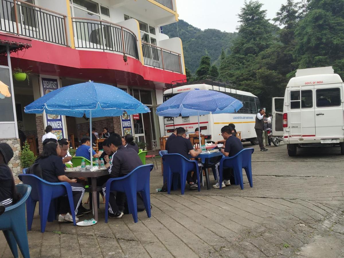 Royal Breeze Hotel & Restaurant Received Most Rated Traveller Award Property For Year 2023-2024 !! Mussoorie Exterior foto